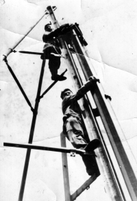 Erhard Pluške (top) driving in sheet piles Zárubek Mine site in Ostrava