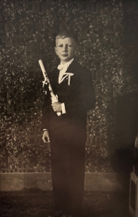 Son Lothar at Holy Communion, Jiřetín pod Jedlovou 1960