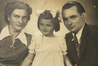 Zdeňka Stiborová with her parents