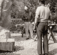 František Svátek at the sculpting school in Hořice, 1974