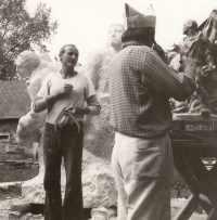 František Svátek at the sculpting school in Hořice, 1974