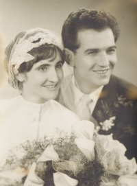 Wedding photograph of the newlyweds Kiprovský, December 1961