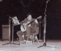 Vladimír Václavek at the music competition at the military service
