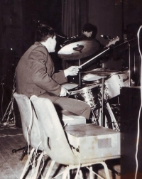 Vladimír Václavek at the music competition at the military service