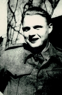 Josef Valčík, brother of the grandmother, as a soldier in England, about 1940