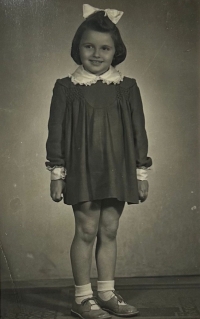 Zdeňka Stiborová in her childhood