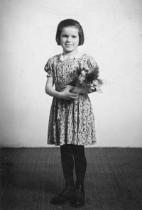 Krista Fleknová in 1946