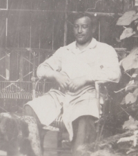 Gertrude Schreckeneder's father Karl Procháska, 1942