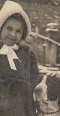 Gertrude Schreckeneder in 1943