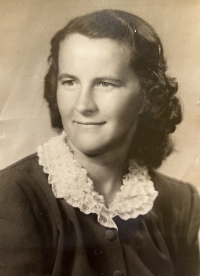 Eleonor Hájková, Svobodová