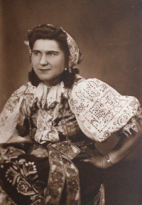 Marie Brabcová, sister of Růžena Dlabalová, in folk costume, 1948