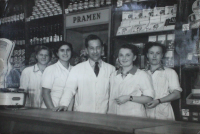 On practice in the Pramen shop, Růžena Dlabalová second from the left, Benešov, 1950