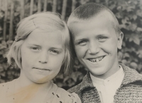 Little Paula with brother Anton, Dlouhá Lomnice, 1937