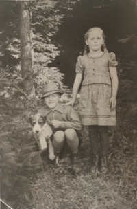 Little Paula with her brother, Dlouhá Lomnice, late 1930s
