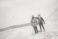 Ekologický happening na výsypce Velkolomu Jiří, pořádaný již po listopadu 1989