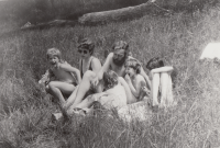 Witness with his family