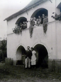 Witness's grandparents the Strádals at their farmhouse in České Kopisty, 1920s