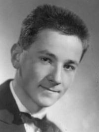 Graduation photograph of Jiří Vyšohlíd, 1960, Prague