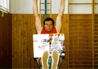 Petr Hubáček during the filming of a commercial, vocational school gym, 2002