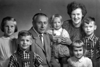 Michal Holeček (fourth from left) in a family photo with his grandfather, mother and siblings, circa 1958