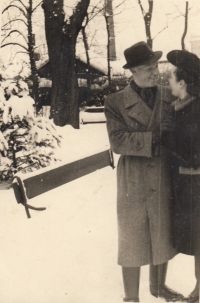 Josef Schütz with Vilém Wodák's mother