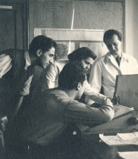 Filmmakers in the Bratři v triku Studio (Libuše Čihařová, behind her is director, designer, animator and scriptwriter Zdeněk Smetana), 1951
