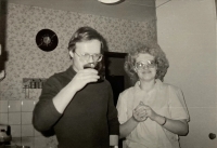 With his wife Eva visiting friends (1990)