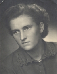 Květoslava Čaloudová in 1954