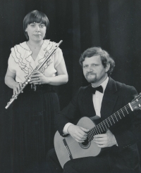 Magdalena Bílková Tůmová with guitarist Karel Rayman, 1982