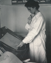 Libuše Čihařová, then still Řídká, at work, 1953