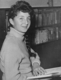 Daniela Spenser, 1963