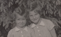 Witness (right) with her twin sister Růžena, 1940s