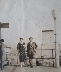 Emmy and Vladislav Krutas during a congress in Zurich, 1938