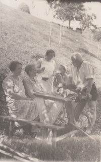 The family of the witness (without her) on the hillside near Dědina, 1930s