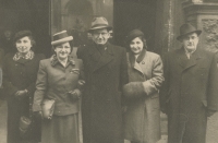 Ruth and Kurt Grolls' wedding, Prague, 1946