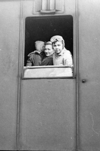 A trip to the ski races in Harrachov, witness on the right, 1958