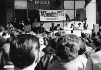 Parade on May 1, 1968 at Zelný trh in Brno with members of the Association of Non-Residents, of which Gotthard Janda was a member