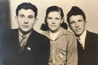 Vasiliki Niku with brother and cousin