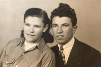 Vasiliki Niku with her brother Kostas