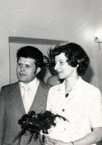 Vladimír Škvor na svatební fotografii (r. 1977)