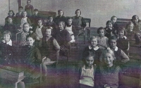 Mum Eleonora at school in Doudleby; right section, third from the right, 1930s