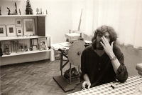 Petr Císařovský v ateliéru v roce 1981

