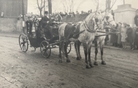 Pohřeb dědečka Evy Černíkové