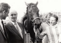 Witness (left) with trainer František Vítek and jockey Vlastimil Smolík