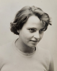 Olga Fikotová as a young athlete, Prague, 1950s