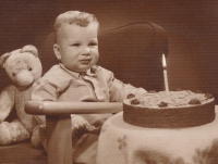 The witness during his first birthday party, 1959