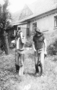 Witness (left) with his friend Jiří Kasal in Liberec-Katerinky, 1978