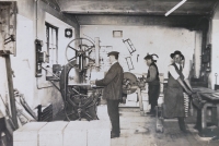 Grandfather František Škoda in the joiner´s shop, No. 135, Terezín