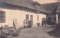 First from the left: aunt Božena Dašková, mother Marie Dašková, grandmother Anna Zyklová (unmarried), grandfather Florián Dašek, Plačice family farm No. 54, 1920