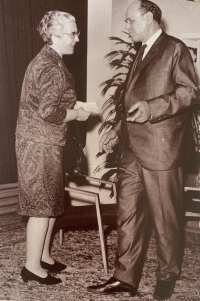 Grete Tugendhat and František Kalivoda at a conference in Brno, 1969